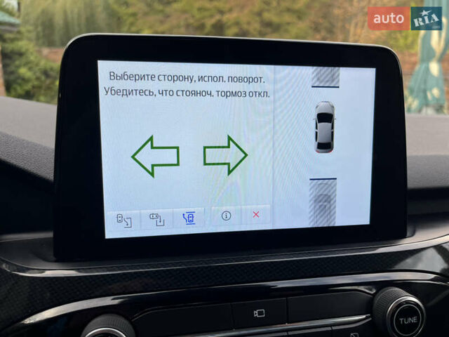 Чорний Форд Куга, об'ємом двигуна 2.49 л та пробігом 152 тис. км за 26800 $, фото 120 на Automoto.ua