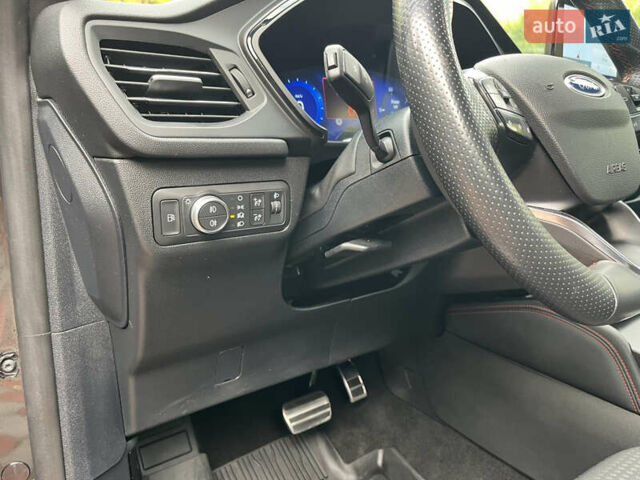 Чорний Форд Куга, об'ємом двигуна 2.49 л та пробігом 152 тис. км за 26800 $, фото 55 на Automoto.ua
