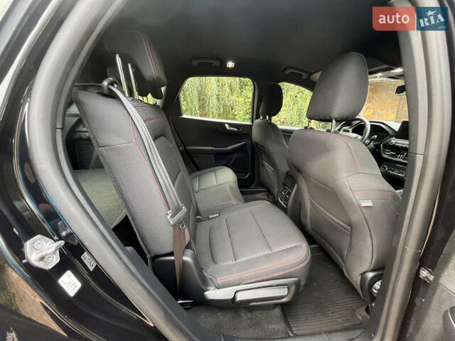 Чорний Форд Куга, об'ємом двигуна 2.49 л та пробігом 152 тис. км за 26800 $, фото 74 на Automoto.ua