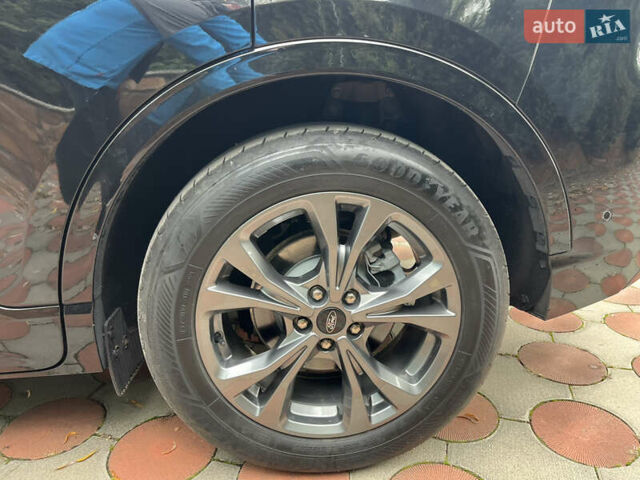 Чорний Форд Куга, об'ємом двигуна 2.49 л та пробігом 152 тис. км за 26800 $, фото 37 на Automoto.ua