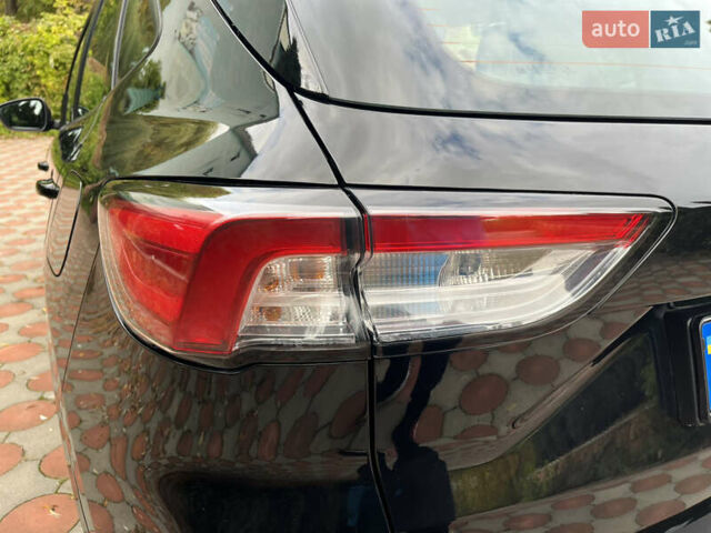 Чорний Форд Куга, об'ємом двигуна 2.49 л та пробігом 152 тис. км за 26800 $, фото 45 на Automoto.ua