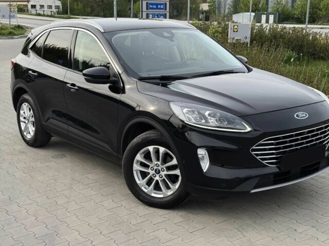 Чорний Форд Куга, об'ємом двигуна 2 л та пробігом 37 тис. км за 16500 $, фото 1 на Automoto.ua