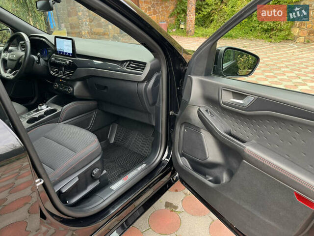 Чорний Форд Куга, об'ємом двигуна 2.49 л та пробігом 152 тис. км за 26800 $, фото 70 на Automoto.ua
