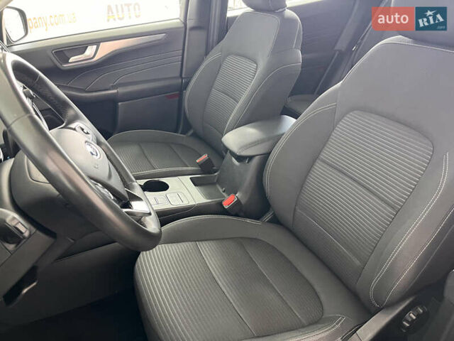 Форд Куга 2021 у Львові на Automoto.ua Чорний Форд Куга, об'ємом двигуна 1.5 л та пробігом 191 тис. км за 21950 $, фото 5 на Automoto.ua
