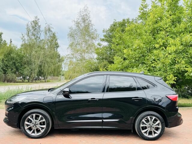 Черный Форд Куга, объемом двигателя 2.5 л и пробегом 29 тыс. км за 29500 $, фото 1 на Automoto.ua