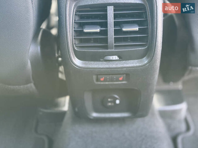 Черный Форд Куга, объемом двигателя 1.5 л и пробегом 180 тыс. км за 20500 $, фото 20 на Automoto.ua