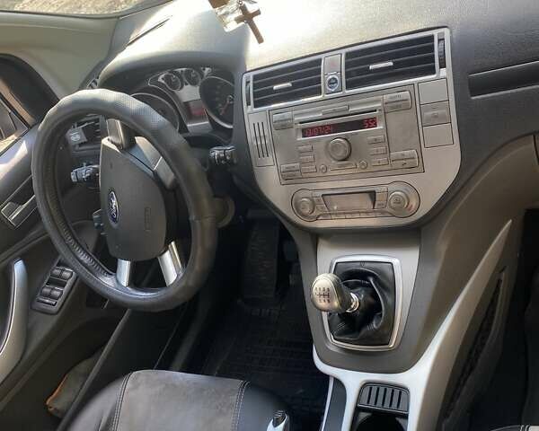 Коричневый Форд Куга, объемом двигателя 2 л и пробегом 211 тыс. км за 10500 $, фото 6 на Automoto.ua