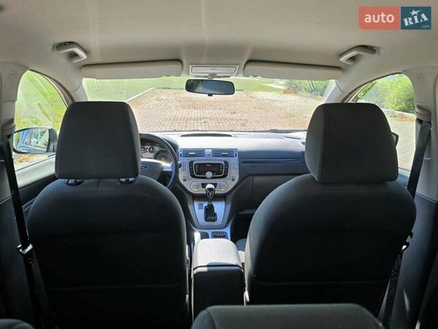 Коричневый Форд Куга, объемом двигателя 2 л и пробегом 85 тыс. км за 12900 $, фото 32 на Automoto.ua