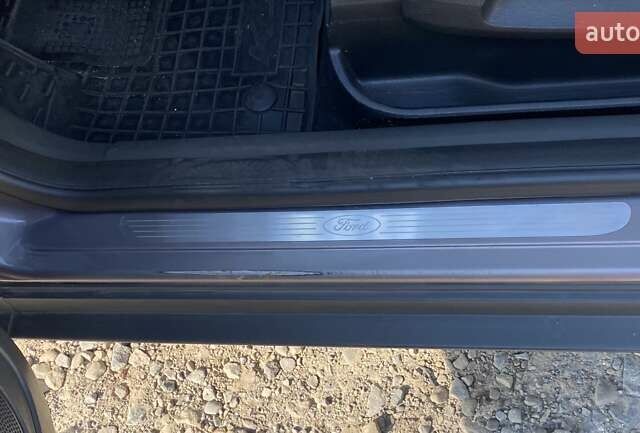 Коричневый Форд Куга, объемом двигателя 2 л и пробегом 211 тыс. км за 10500 $, фото 1 на Automoto.ua