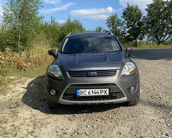 Коричневый Форд Куга, объемом двигателя 2 л и пробегом 211 тыс. км за 10500 $, фото 9 на Automoto.ua