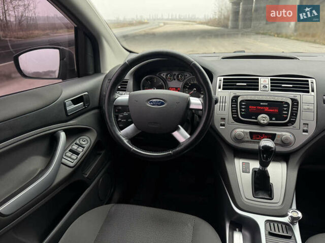 Коричневый Форд Куга, объемом двигателя 2 л и пробегом 170 тыс. км за 10300 $, фото 19 на Automoto.ua