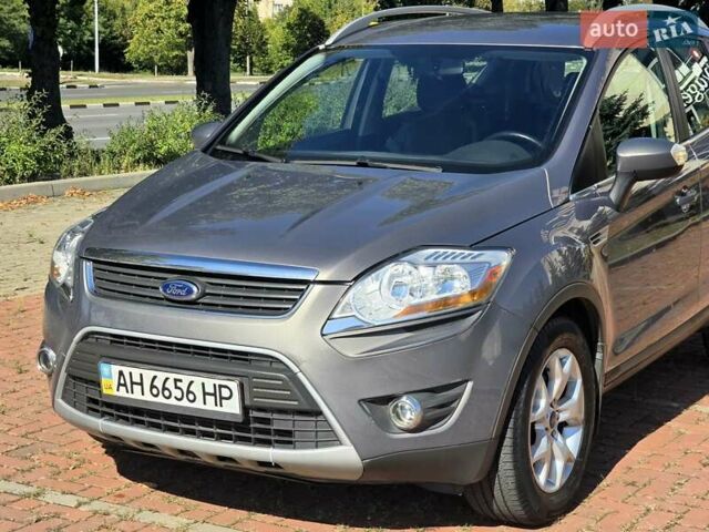 Коричневый Форд Куга, объемом двигателя 2 л и пробегом 85 тыс. км за 12900 $, фото 4 на Automoto.ua