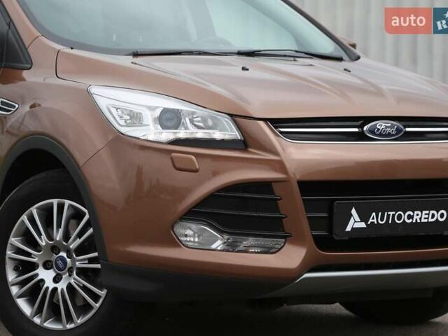 Коричневий Форд Куга, об'ємом двигуна 2 л та пробігом 104 тис. км за 13700 $, фото 3 на Automoto.ua