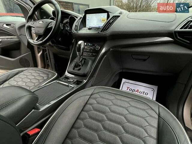 Коричневий Форд Куга, об'ємом двигуна 2 л та пробігом 161 тис. км за 15000 $, фото 21 на Automoto.ua