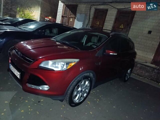 Красный Форд Куга, объемом двигателя 1.6 л и пробегом 157 тыс. км за 14400 $, фото 7 на Automoto.ua