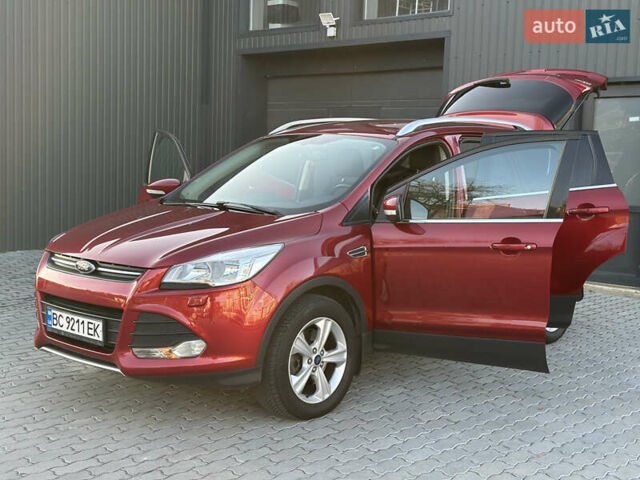 Красный Форд Куга, объемом двигателя 2 л и пробегом 169 тыс. км за 13555 $, фото 82 на Automoto.ua