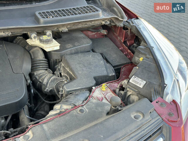 Красный Форд Куга, объемом двигателя 2 л и пробегом 169 тыс. км за 13555 $, фото 44 на Automoto.ua