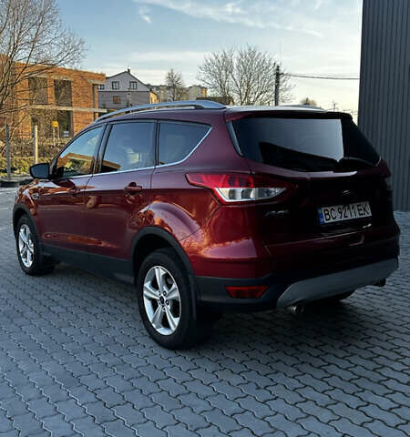 Красный Форд Куга, объемом двигателя 2 л и пробегом 169 тыс. км за 13555 $, фото 102 на Automoto.ua