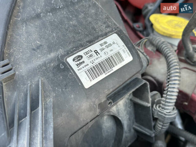 Красный Форд Куга, объемом двигателя 2 л и пробегом 169 тыс. км за 13555 $, фото 37 на Automoto.ua