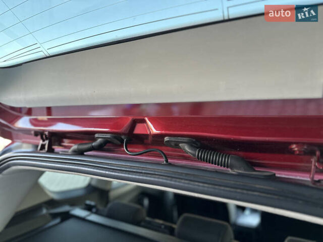 Красный Форд Куга, объемом двигателя 2 л и пробегом 169 тыс. км за 13555 $, фото 87 на Automoto.ua