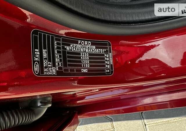 Красный Форд Куга, объемом двигателя 2 л и пробегом 256 тыс. км за 18800 $, фото 38 на Automoto.ua