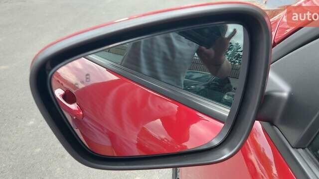 Червоний Форд Куга, об'ємом двигуна 2 л та пробігом 48 тис. км за 29555 $, фото 13 на Automoto.ua