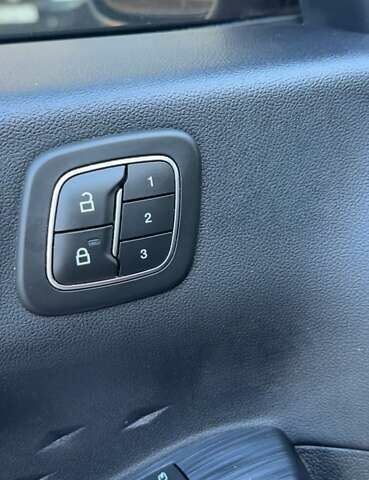 Красный Форд Куга, объемом двигателя 2.49 л и пробегом 137 тыс. км за 26200 $, фото 16 на Automoto.ua