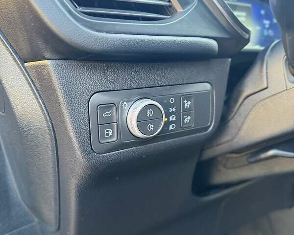 Червоний Форд Куга, об'ємом двигуна 2.49 л та пробігом 135 тис. км за 28900 $, фото 21 на Automoto.ua