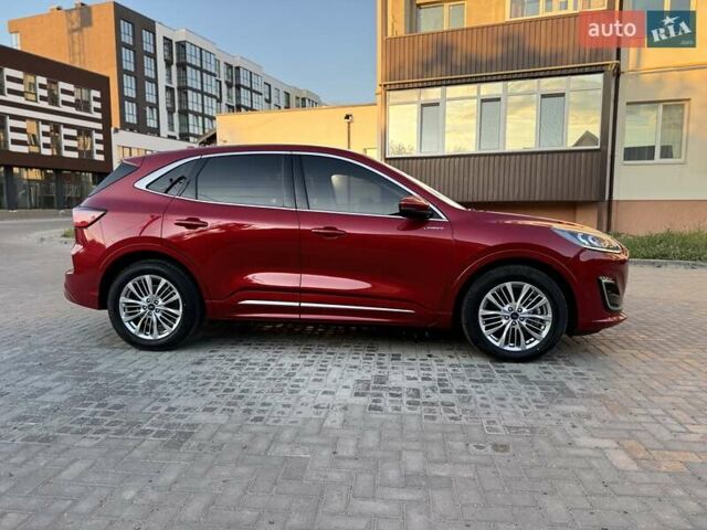 Червоний Форд Куга, об'ємом двигуна 2.49 л та пробігом 135 тис. км за 28900 $, фото 5 на Automoto.ua