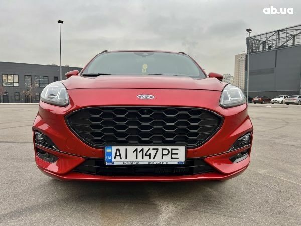 Красный Форд Куга, объемом двигателя 2 л и пробегом 0 тыс. км за 29900 $, фото 1 на Automoto.ua