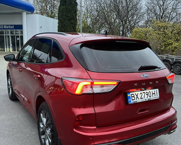 Форд Куга 2021 у Хмельницькому на Automoto.ua Червоний Форд Куга, об'ємом двигуна 1.5 л та пробігом 49 тис. км за 24700 $, фото 15 на Automoto.ua