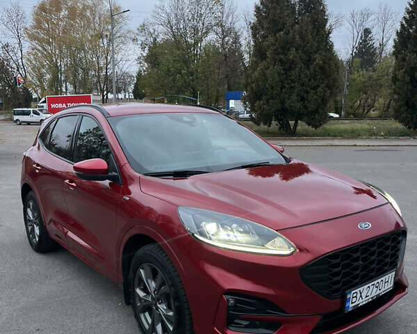 Форд Куга 2021 у Хмельницькому на Automoto.ua Червоний Форд Куга, об'ємом двигуна 1.5 л та пробігом 49 тис. км за 24700 $, фото 23 на Automoto.ua