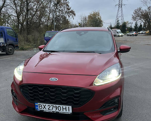 Форд Куга 2021 у Хмельницькому на Automoto.ua Червоний Форд Куга, об'ємом двигуна 1.5 л та пробігом 49 тис. км за 24700 $, фото 26 на Automoto.ua