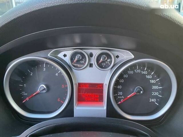 Форд Куга, объемом двигателя 2 л и пробегом 181 тыс. км за 10200 $, фото 18 на Automoto.ua