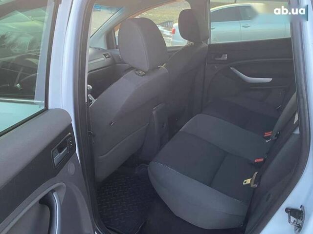 Форд Куга, объемом двигателя 2 л и пробегом 181 тыс. км за 10200 $, фото 11 на Automoto.ua