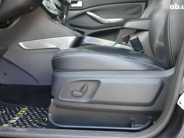 Форд Куга, объемом двигателя 2.5 л и пробегом 122 тыс. км за 11800 $, фото 17 на Automoto.ua