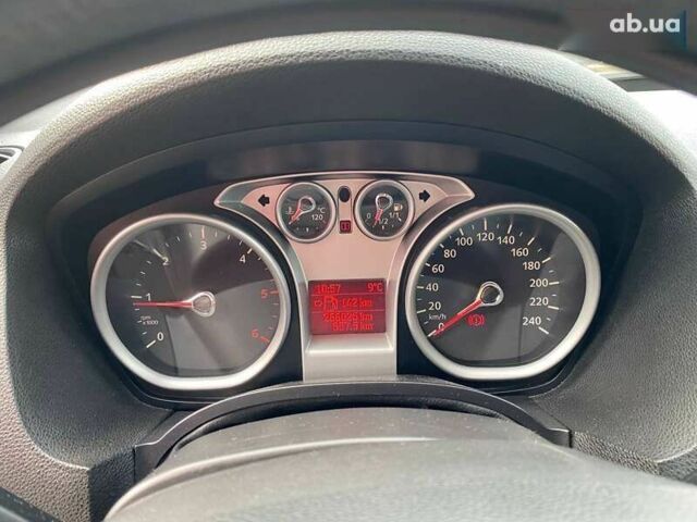 Форд Куга, объемом двигателя 2 л и пробегом 266 тыс. км за 9100 $, фото 12 на Automoto.ua