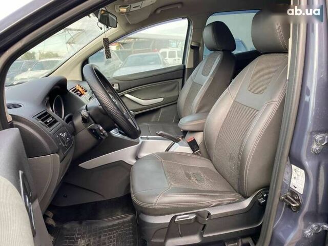 Форд Куга, объемом двигателя 2 л и пробегом 266 тыс. км за 9100 $, фото 15 на Automoto.ua