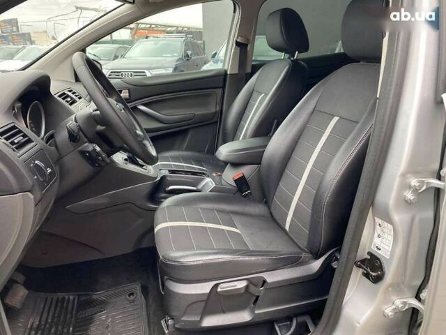 Форд Куга, объемом двигателя 2 л и пробегом 200 тыс. км за 9450 $, фото 21 на Automoto.ua