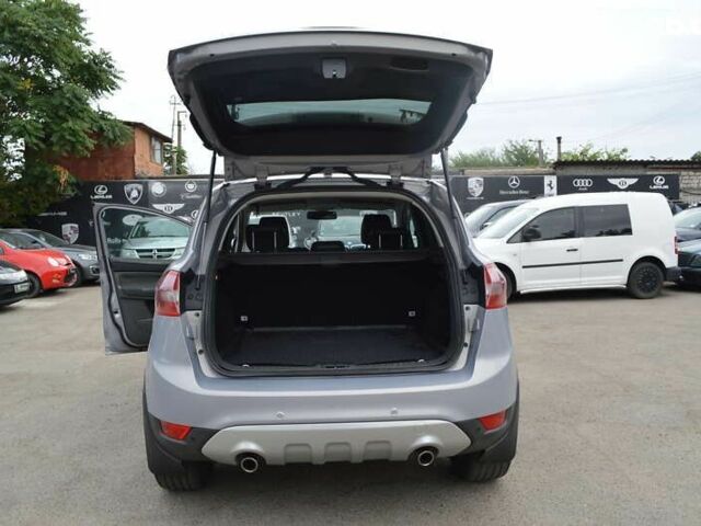 Форд Куга, объемом двигателя 2.5 л и пробегом 122 тыс. км за 12000 $, фото 18 на Automoto.ua