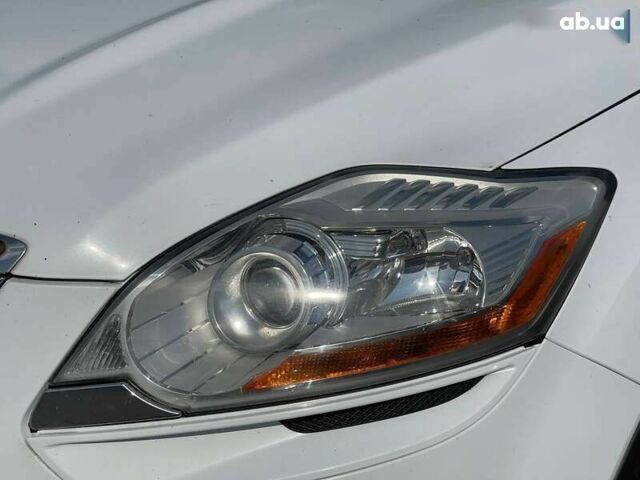 Форд Куга, объемом двигателя 2 л и пробегом 206 тыс. км за 9790 $, фото 4 на Automoto.ua