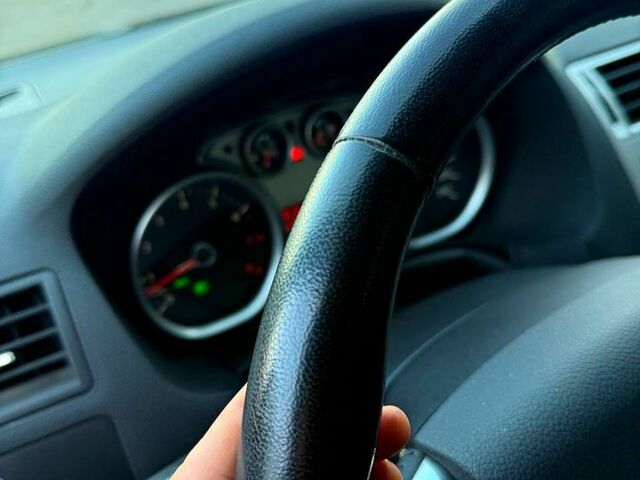 Форд Куга 2012 в Запорожье на Automoto.ua Форд Куга, объемом двигателя 2.5 л и пробегом 62 тыс. км за 11500 $, фото 5 на Automoto.ua