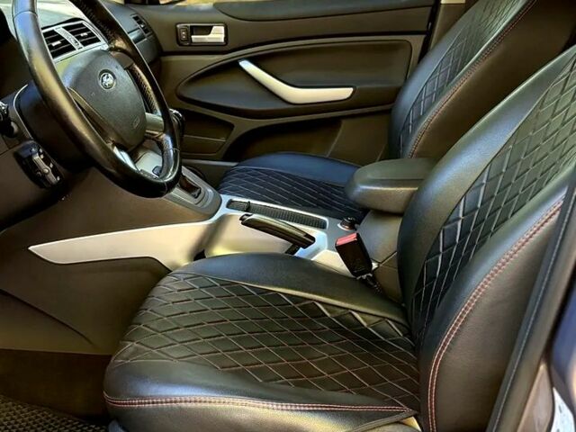 Форд Куга 2012 у Миколаєві на Automoto.ua Форд Куга, об'ємом двигуна 2 л та пробігом 215 тис. км за 11700 $, фото 7 на Automoto.ua