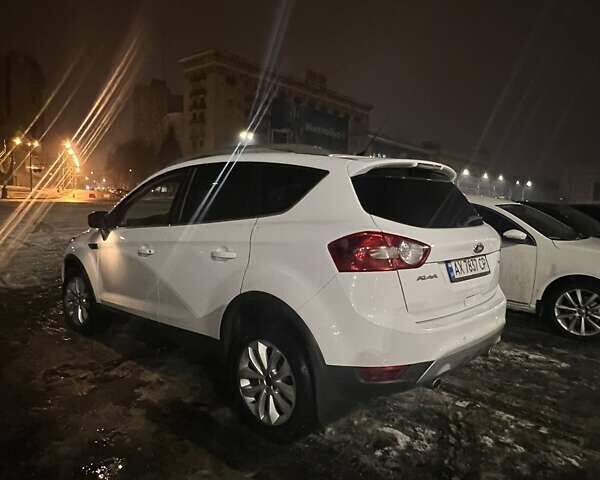 Форд Куга, об'ємом двигуна 2 л та пробігом 160 тис. км за 10000 $, фото 1 на Automoto.ua