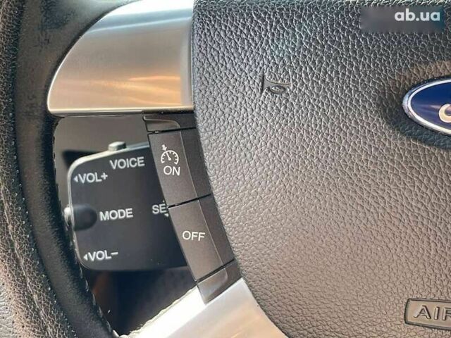 Форд Куга, объемом двигателя 2 л и пробегом 206 тыс. км за 9790 $, фото 25 на Automoto.ua