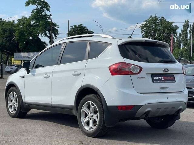 Форд Куга, объемом двигателя 2 л и пробегом 206 тыс. км за 9790 $, фото 8 на Automoto.ua