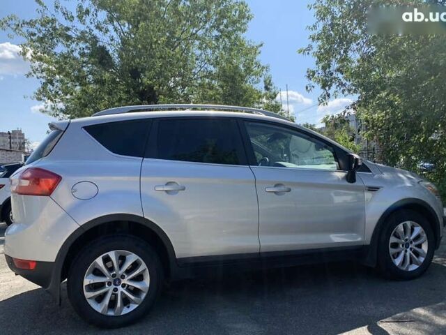 Форд Куга, объемом двигателя 2 л и пробегом 131 тыс. км за 12500 $, фото 23 на Automoto.ua