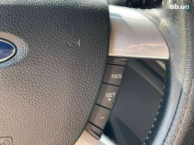 Форд Куга, объемом двигателя 2 л и пробегом 206 тыс. км за 9790 $, фото 27 на Automoto.ua