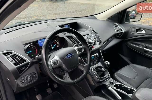 Форд Куга, объемом двигателя 2 л и пробегом 218 тыс. км за 12300 $, фото 7 на Automoto.ua
