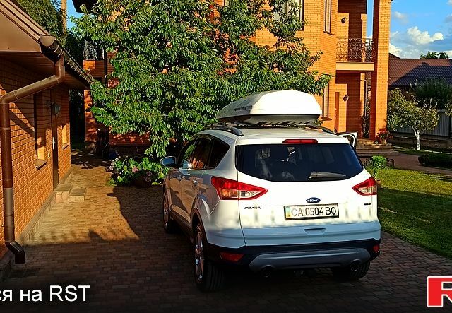 Форд Куга, объемом двигателя 2 л и пробегом 234 тыс. км за 14000 $, фото 4 на Automoto.ua